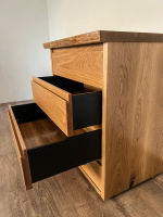 doyem masivní nábytek